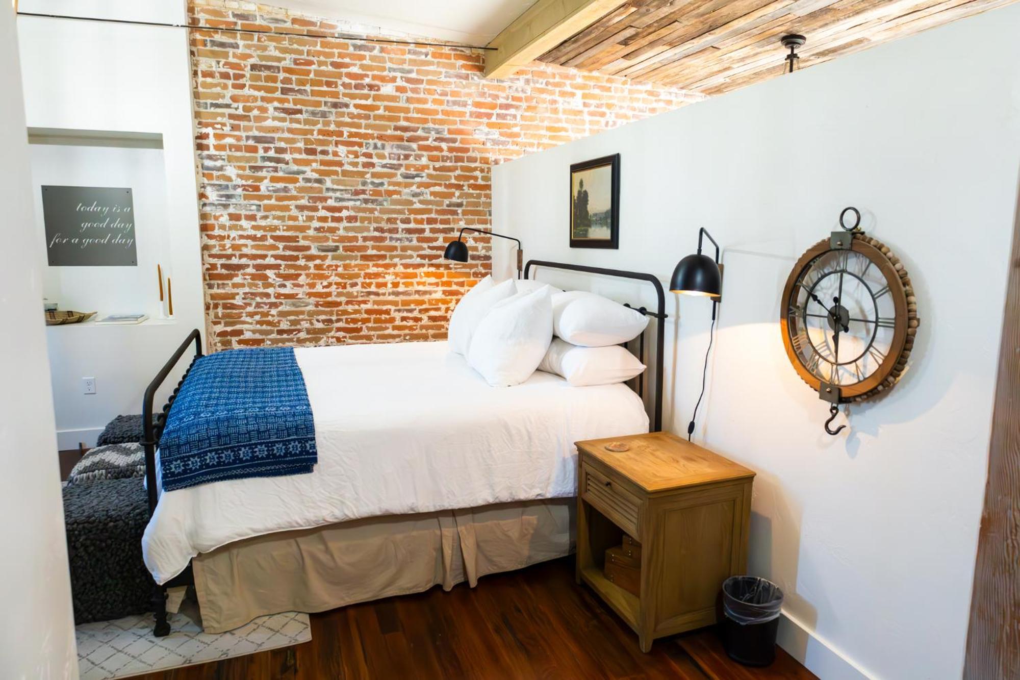 Hotel Lander Millhouse Esterno foto