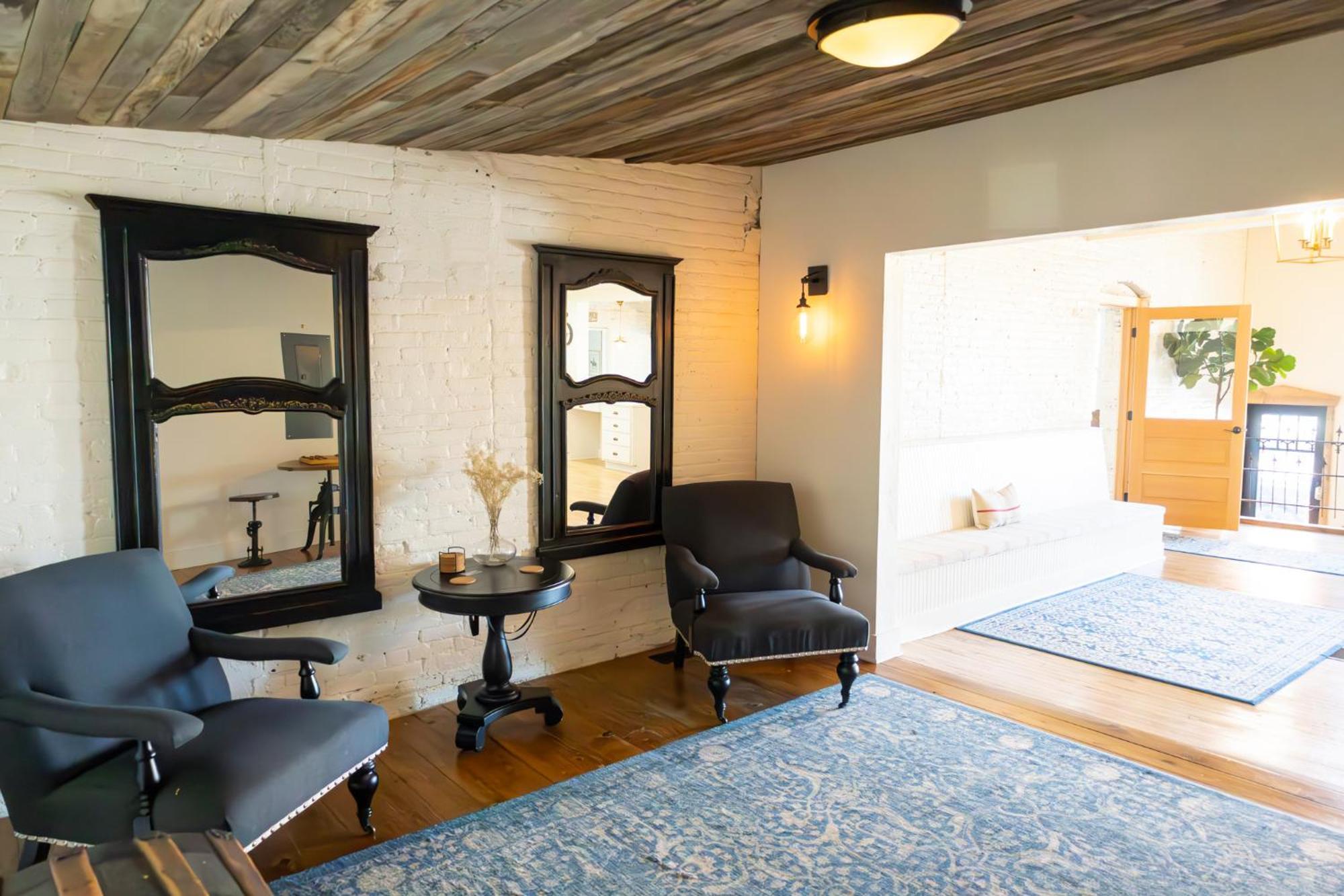 Hotel Lander Millhouse Esterno foto