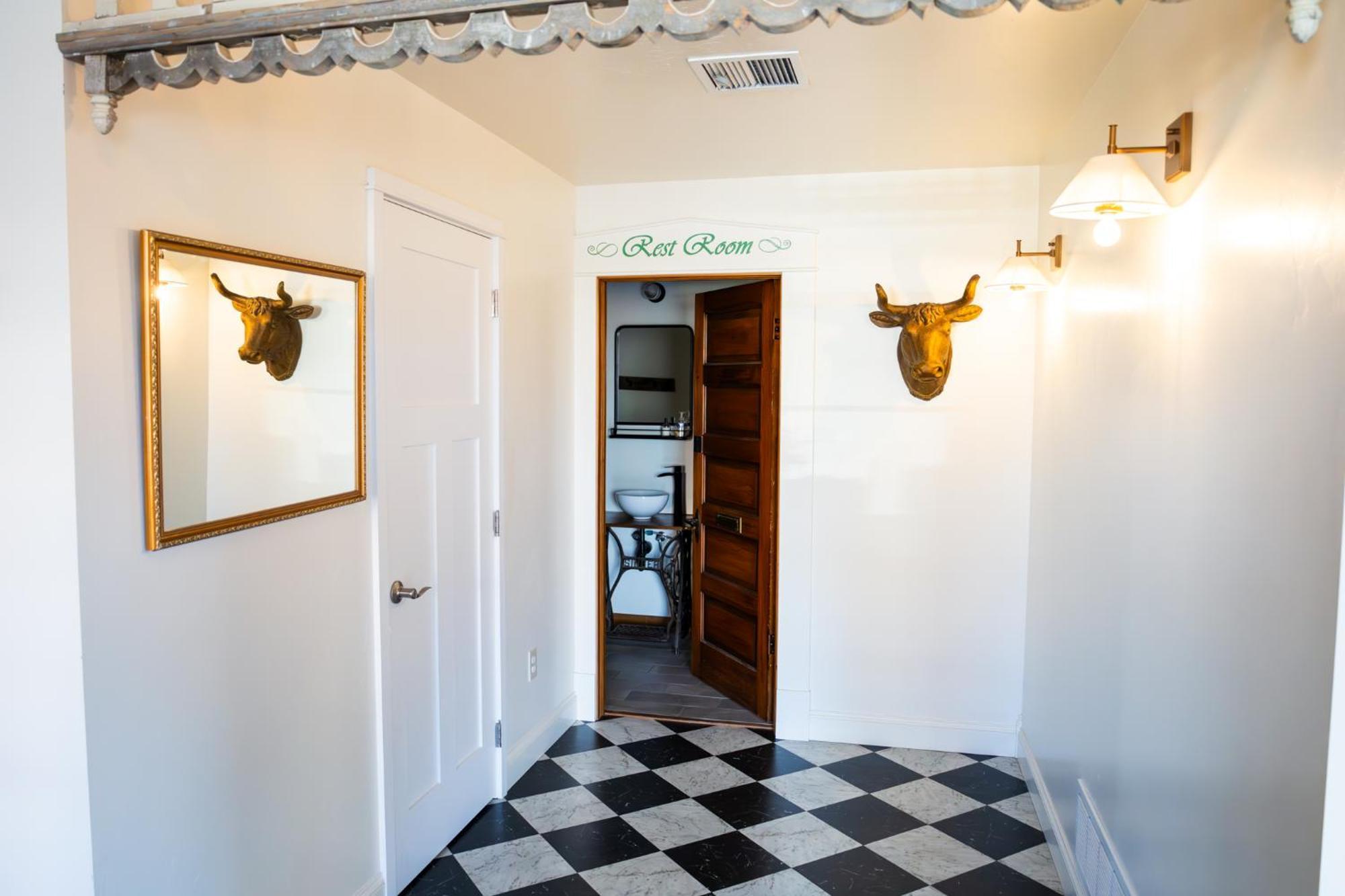 Hotel Lander Millhouse Esterno foto
