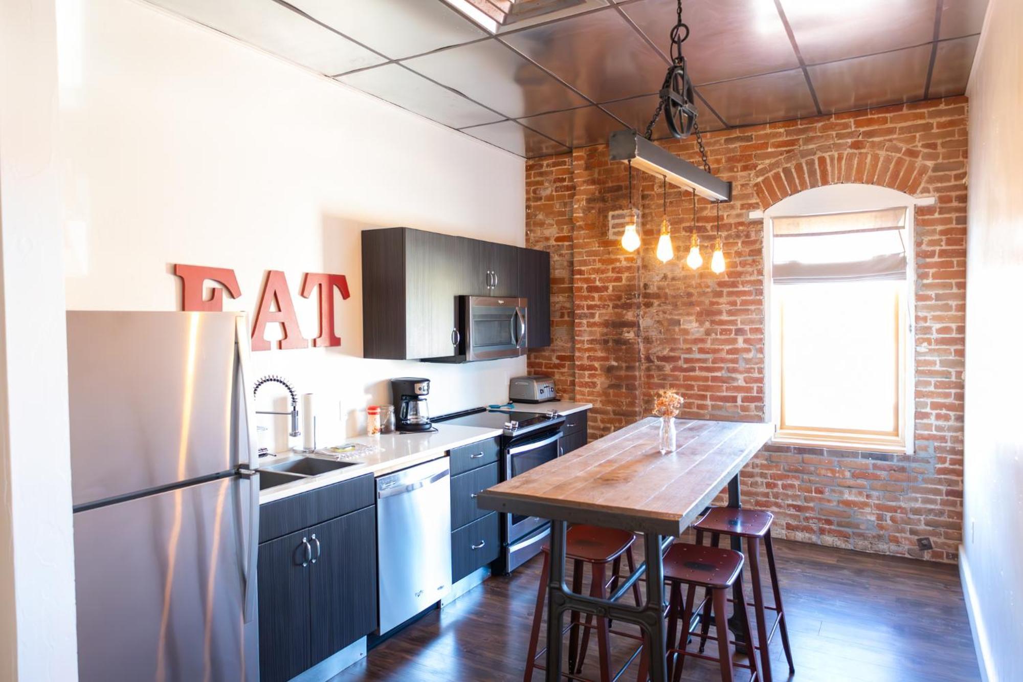 Hotel Lander Millhouse Esterno foto