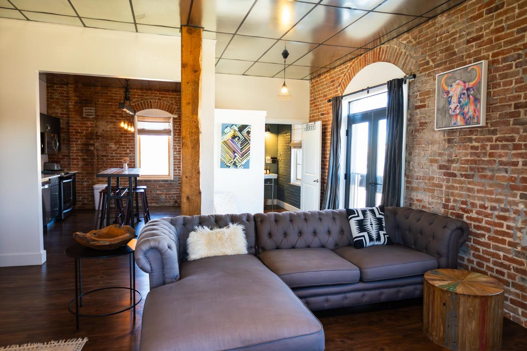 Hotel Lander Millhouse Esterno foto