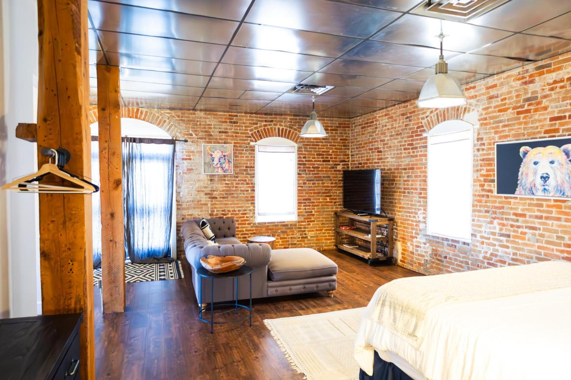 Hotel Lander Millhouse Esterno foto